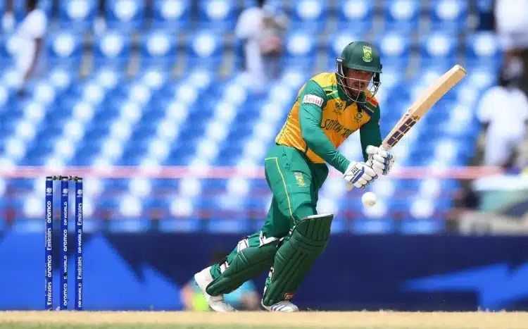 When did Quinton de Kock retire in ODI