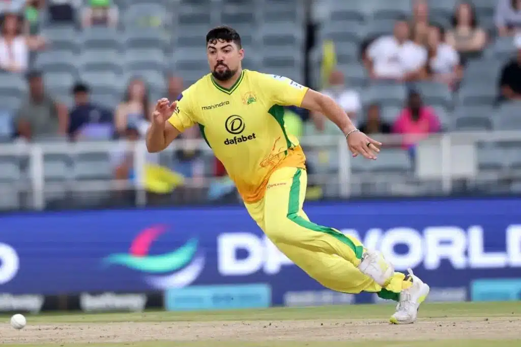 Evan Jones: 5 Ducks Evan Jones: 5 Ducks