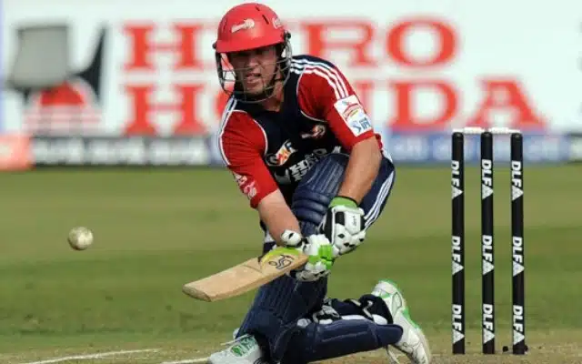 105 vs Chennai Super Kings, 2009